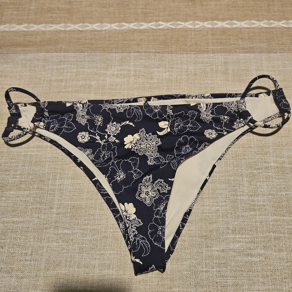 Adore ME Floral Bikini Bottom with Ring Details